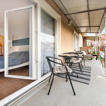 Apartment Sissy Rovinj Exterior photo